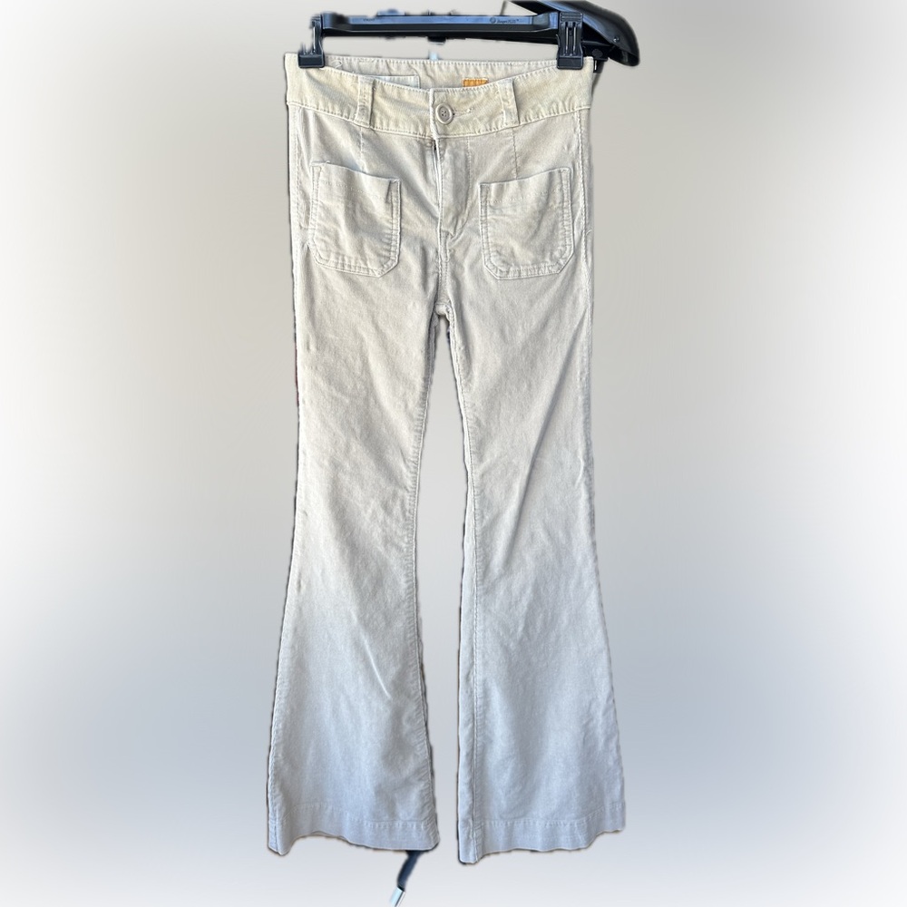 Anthropologie Pilcro the Letterpress FitSuperscript size 00 cream corduroy pants